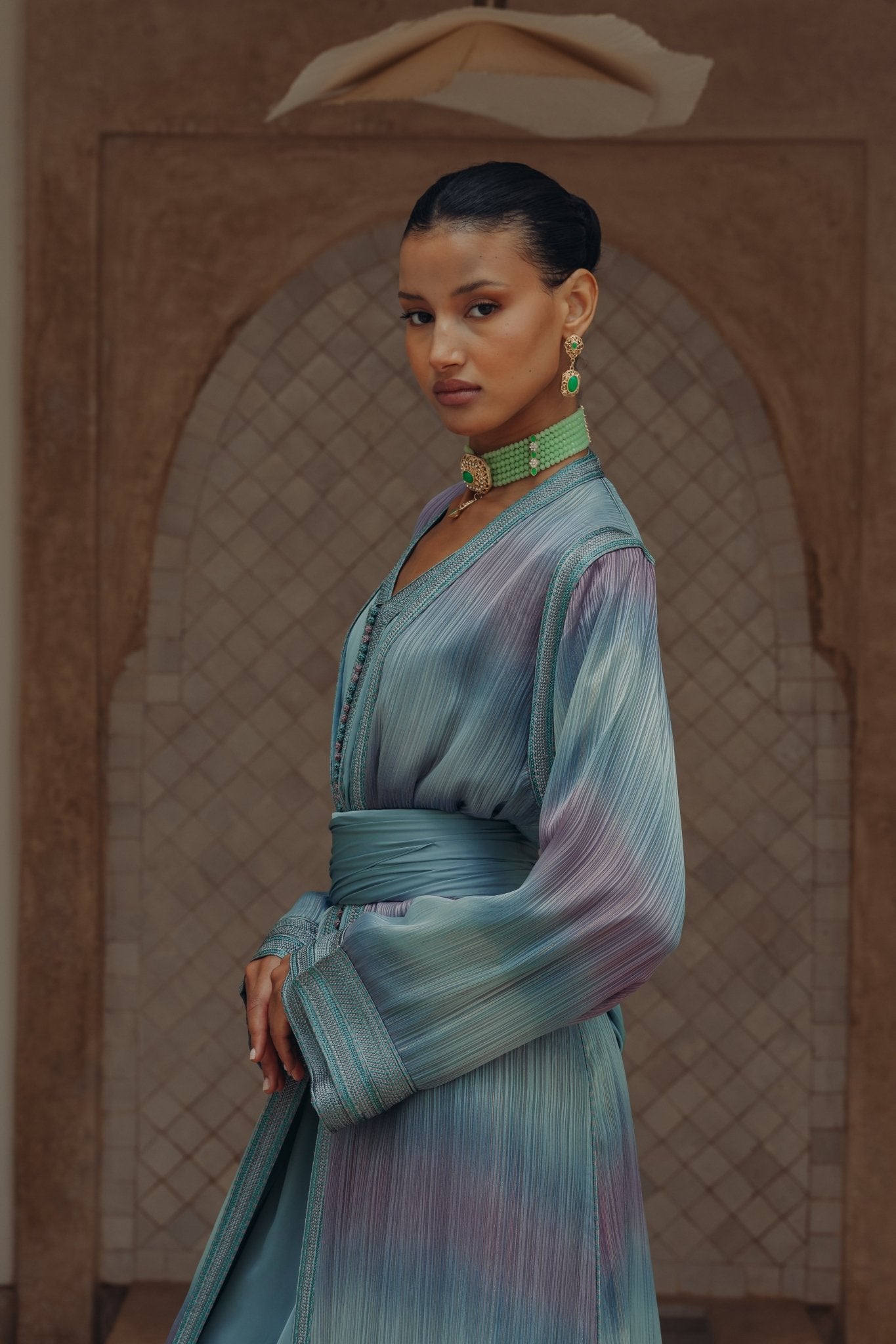 Ahlem bleue violet | Pièce unique - Boutique de caftans marocains modernes - MAYANE COUTURE