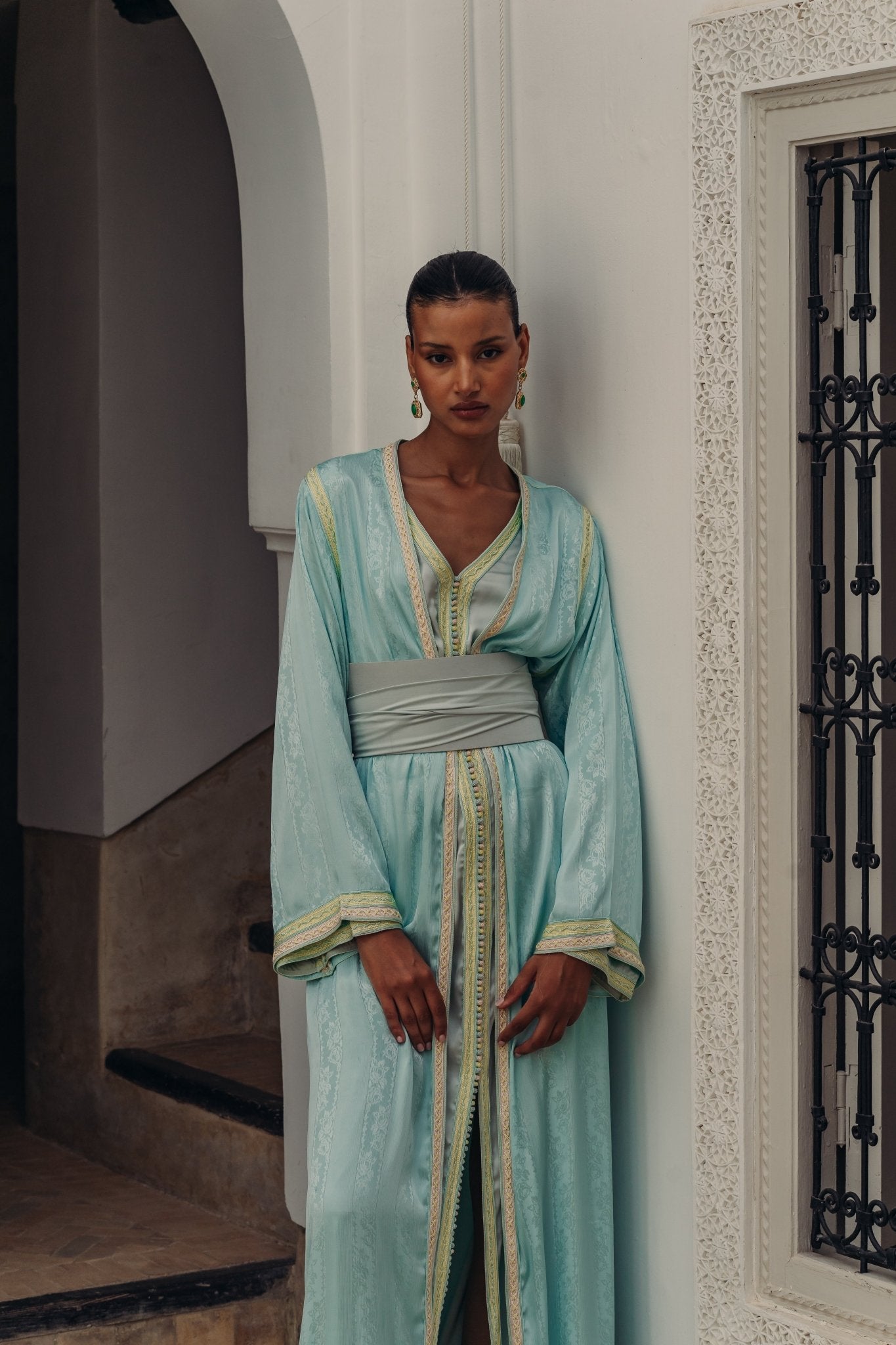 Elif bleue (occasion) | Pièce unique - Boutique de caftans marocains modernes - MAYANE COUTURE