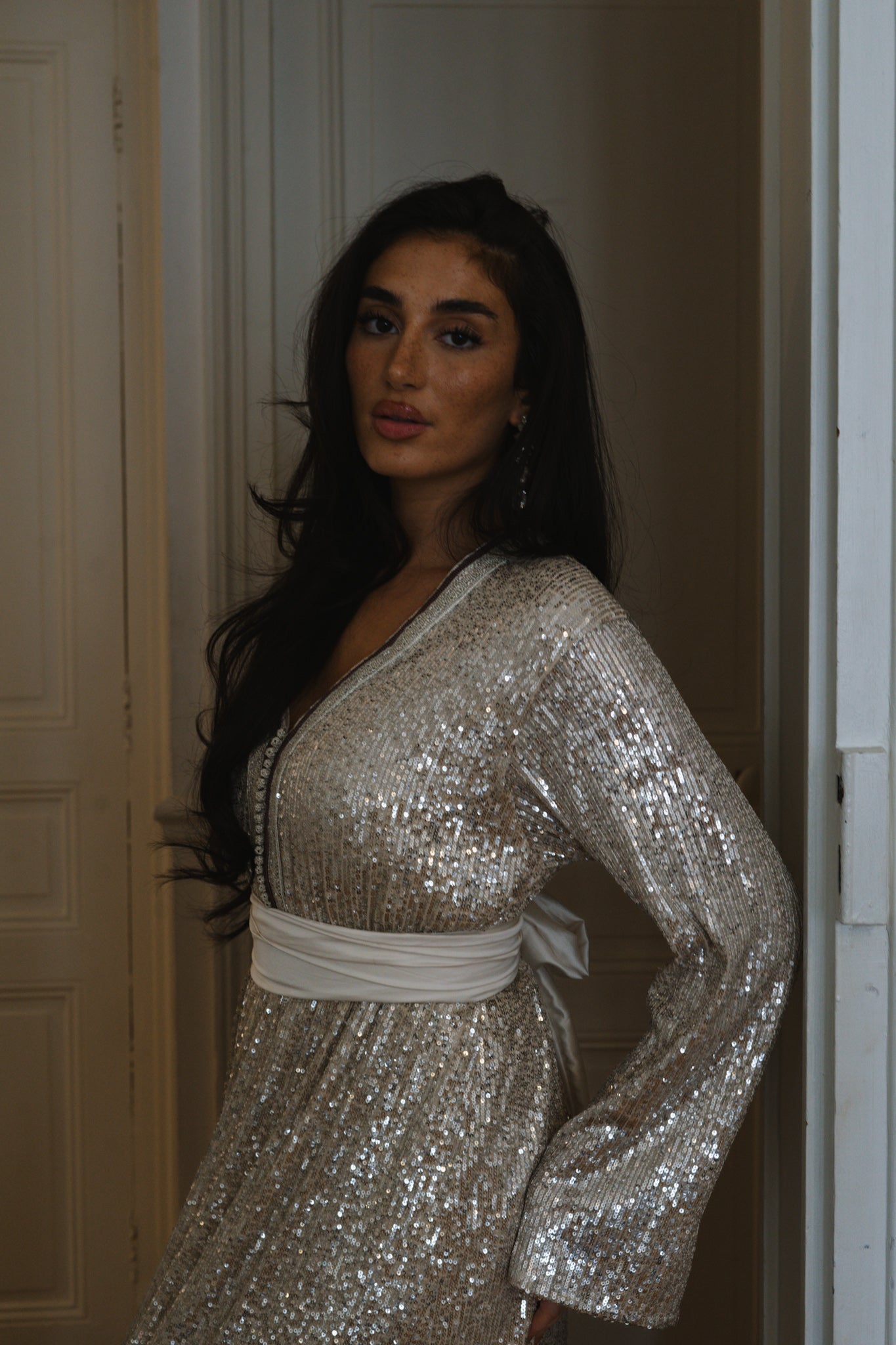 Caftan mariage gris à sequin