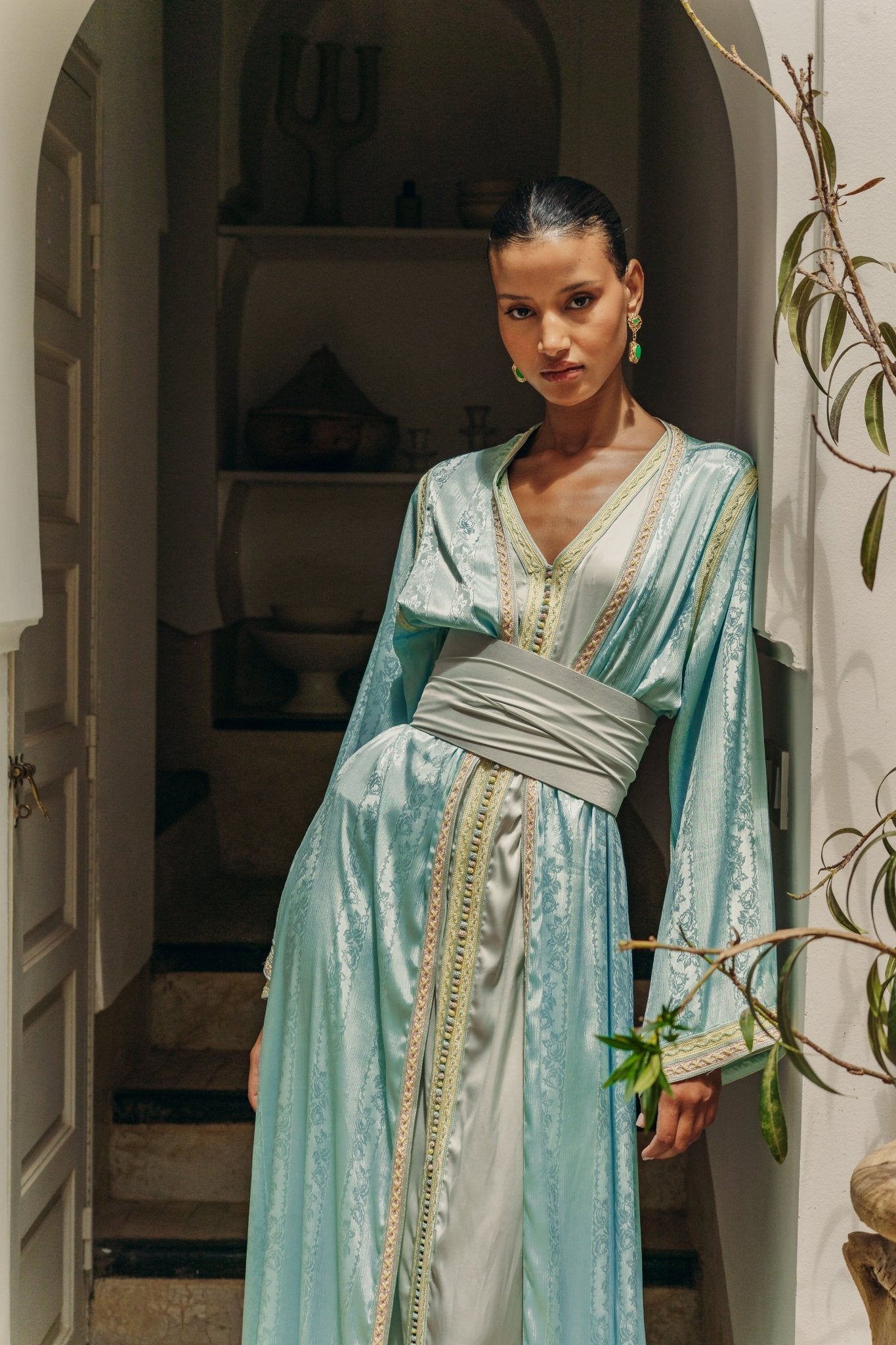 Elif bleue (occasion) | Pièce unique - Boutique de caftans marocains modernes - MAYANE COUTURE