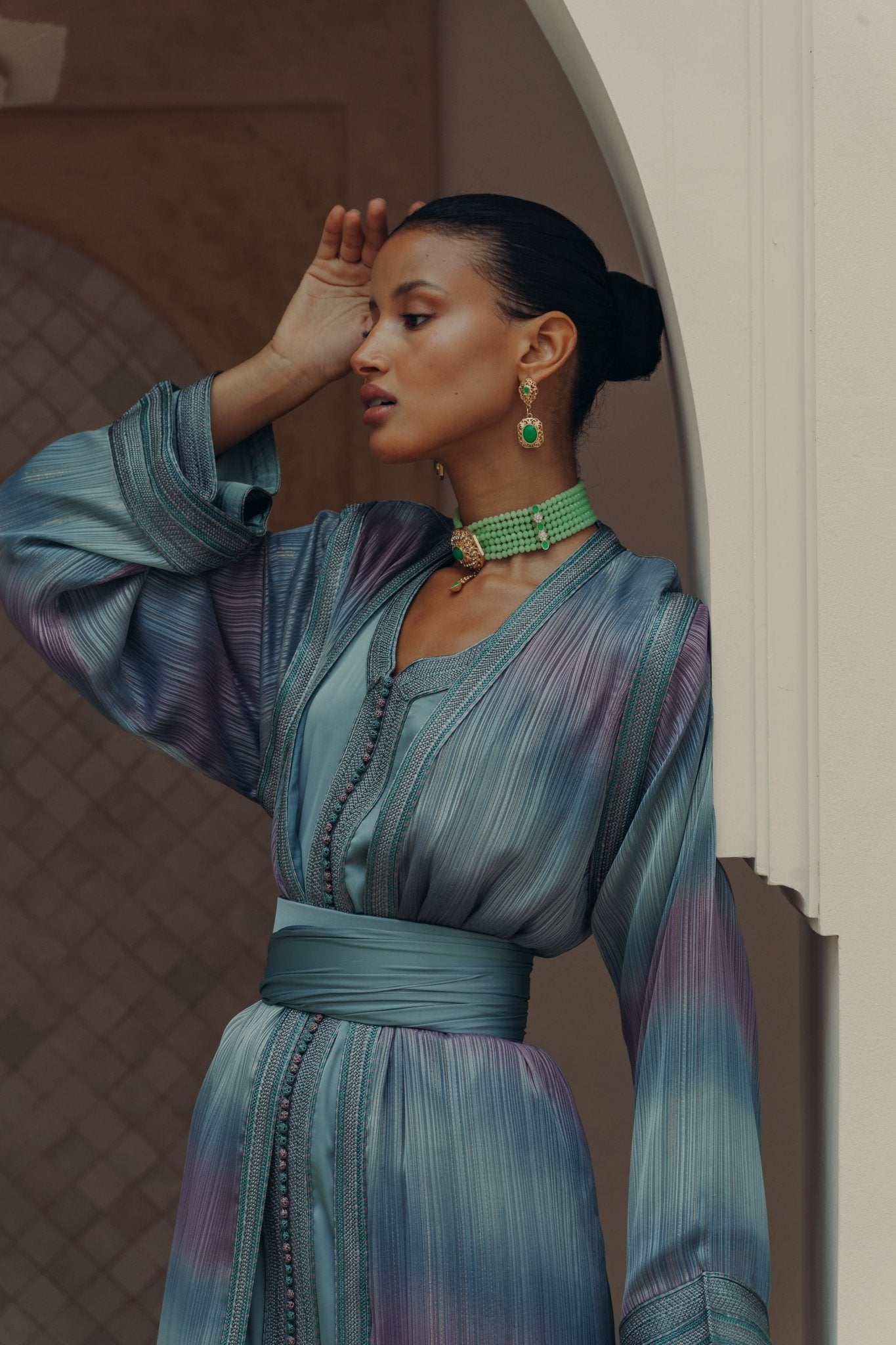 Ahlem bleue violet | Pièce unique - Boutique de caftans marocains modernes - MAYANE COUTURE