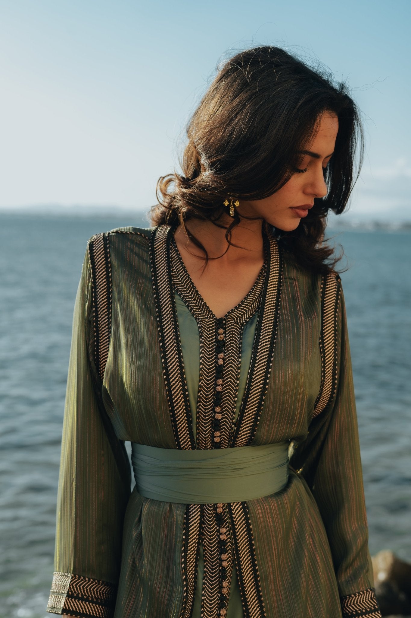 Ahlem | Takchita vert nuit - Caftans modernes - MAYANE COUTURE